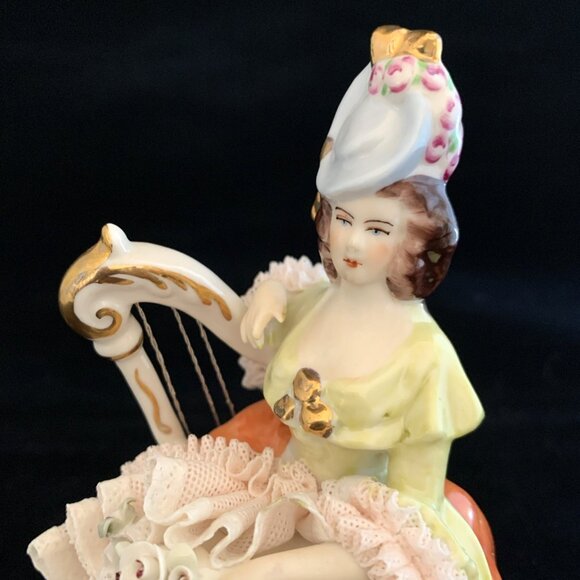 Unterweissbach Dresden Porcelain Lace Figurine Lady With Harp Germany Vintage - Picture 5 of 13